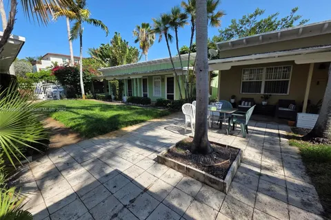 809 NE 17th Ave # 3, Fort Lauderdale FL 33304
