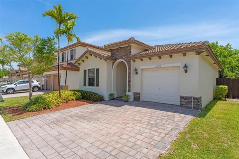 22747 SW 93rd Ct, Cutler Bay FL 33190