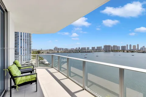 17111 Biscayne Blvd # 909, North Miami Beach FL 33160
