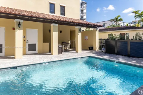 1091 Galiano St # 505, Coral Gables FL 33134