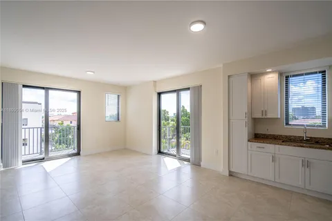 1091 Galiano St # 505, Coral Gables FL 33134