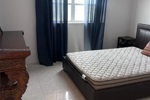 1425 Arthur St # 302A, Hollywood FL 33020