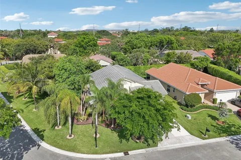5708 NW 47th Ct, Coral Springs FL 33067
