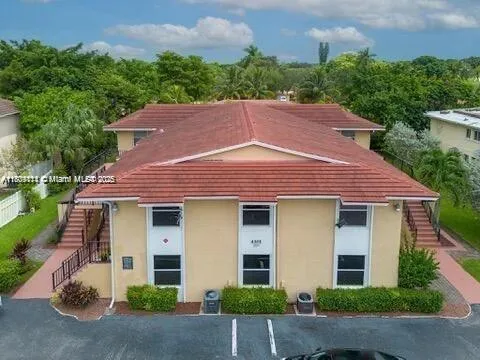 8303 W Sample Rd # 04, Coral Springs FL 33065