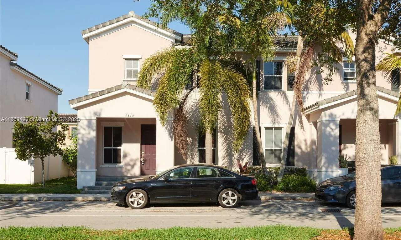 9365 SW 171st Ct, Miami FL 33196