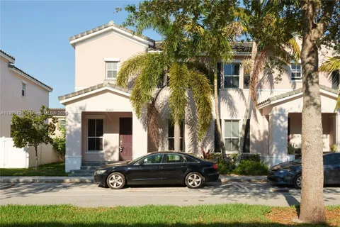 9365 SW 171st Ct, Miami FL 33196