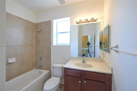 9365 SW 171st Ct, Miami FL 33196