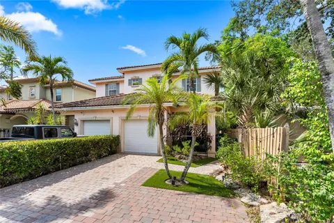 849 SW 11th Ct, Fort Lauderdale FL 33315