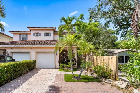 849 SW 11th Ct, Fort Lauderdale FL 33315