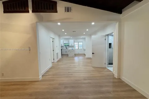 817 SW 4th Ct, Fort Lauderdale FL 33312