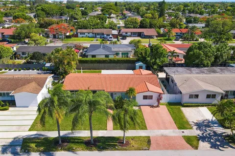 8930 SW 50th Ter, Miami FL 33165