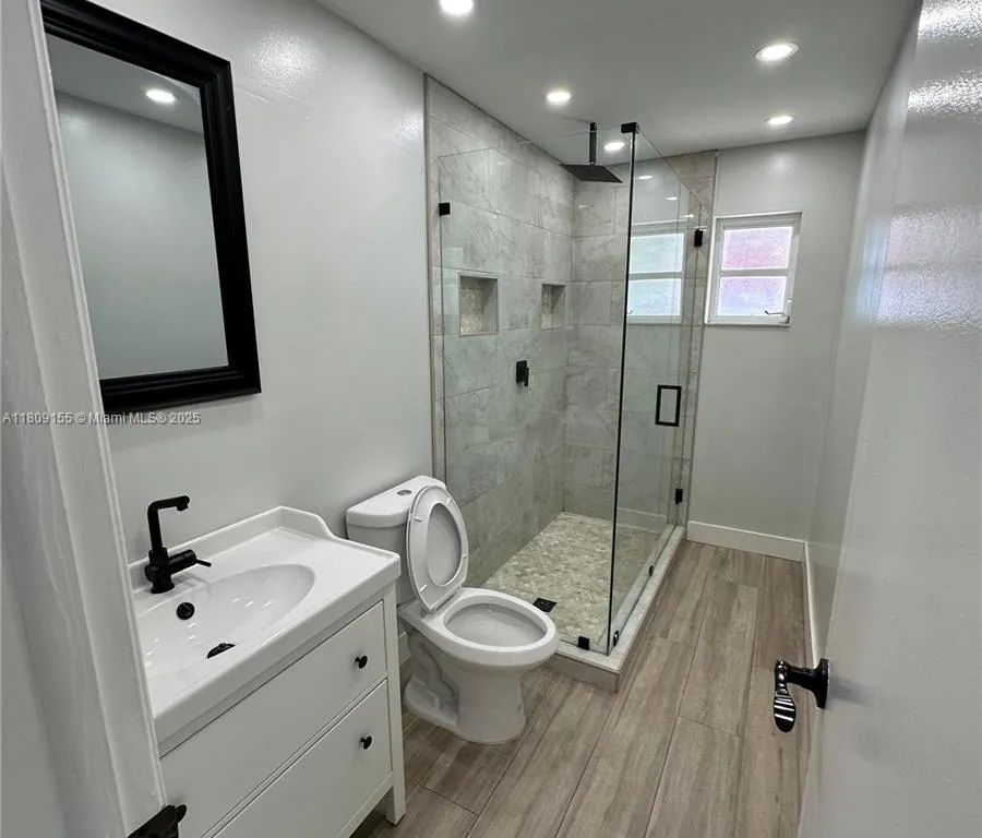 7672 la salle  blv, Miramar FL 33023