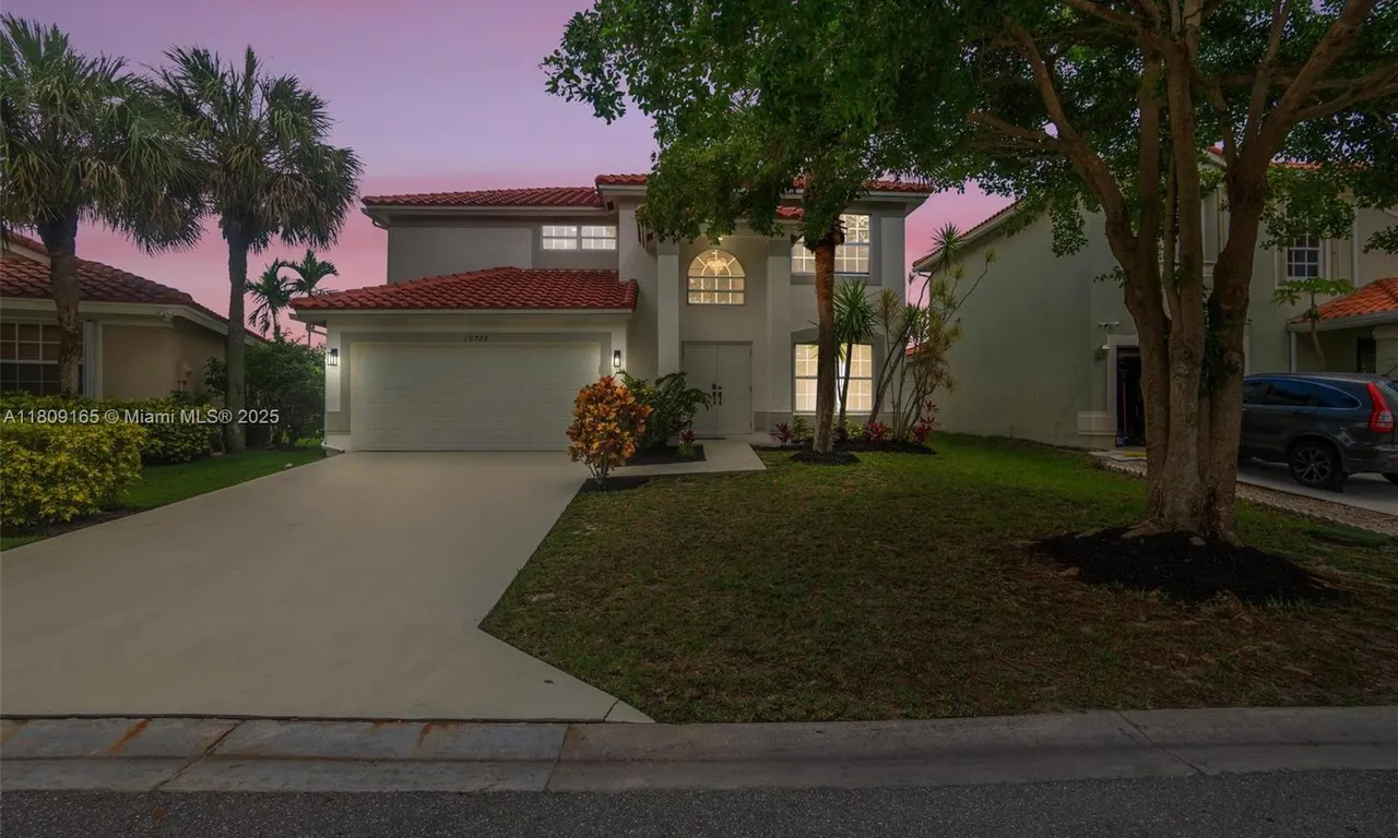 10728 Oak Lake Way, Boca Raton FL 33498