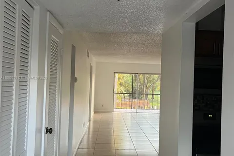 6361 N Falls Cir Dr # 211, Lauderhill FL 33319