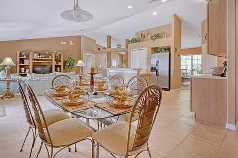 176 Blue Heron Ct, Davenport FL 33837
