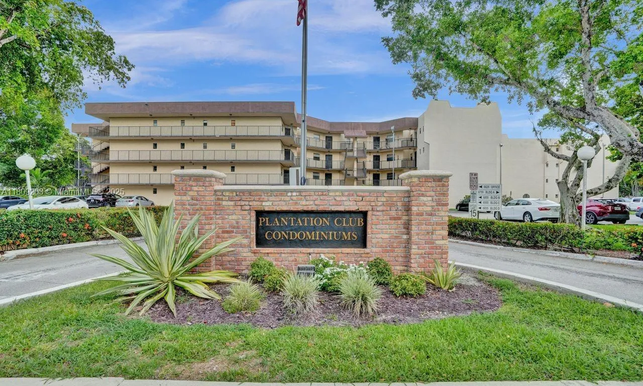6555 W Broward Blvd # 412, Plantation FL 33317