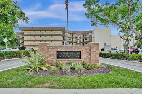 6555 W Broward Blvd # 412, Plantation FL 33317