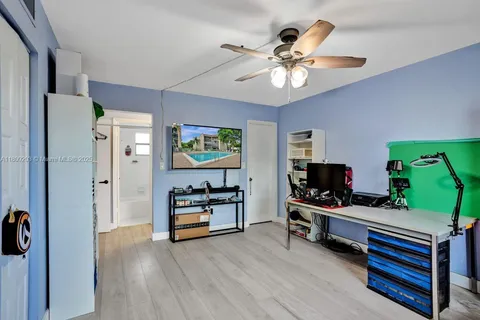 6555 W Broward Blvd # 412, Plantation FL 33317