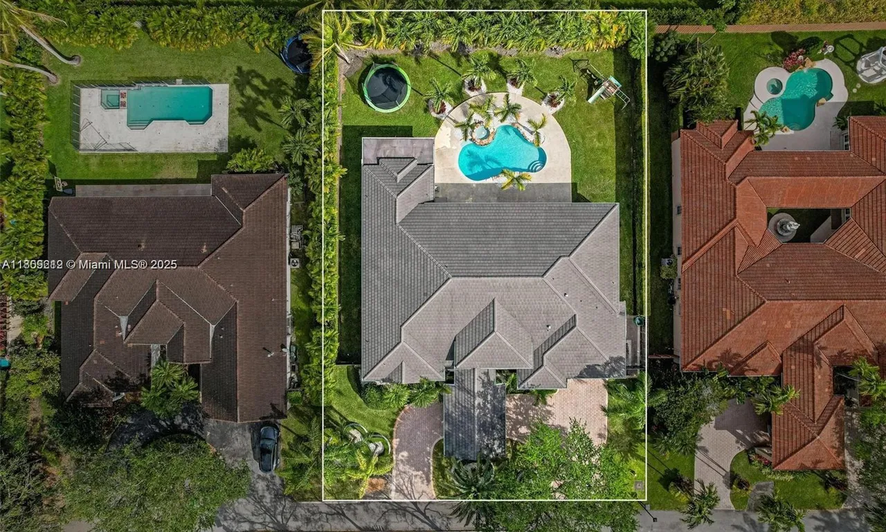 9491 SW 124th Ter, Miami FL 33176