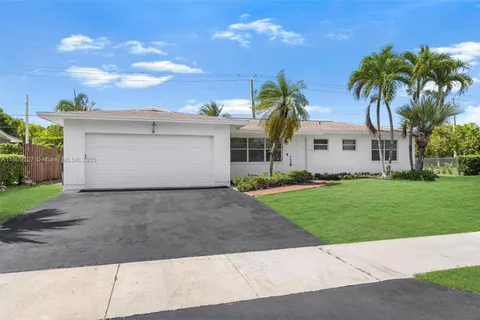11155 SW 112th Ter, Miami FL 33176