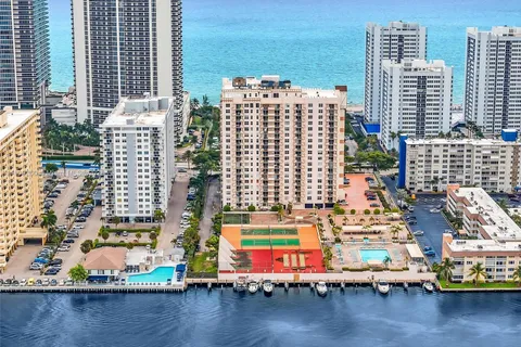 1865 S Ocean Dr # 4N, Hallandale Beach FL 33009