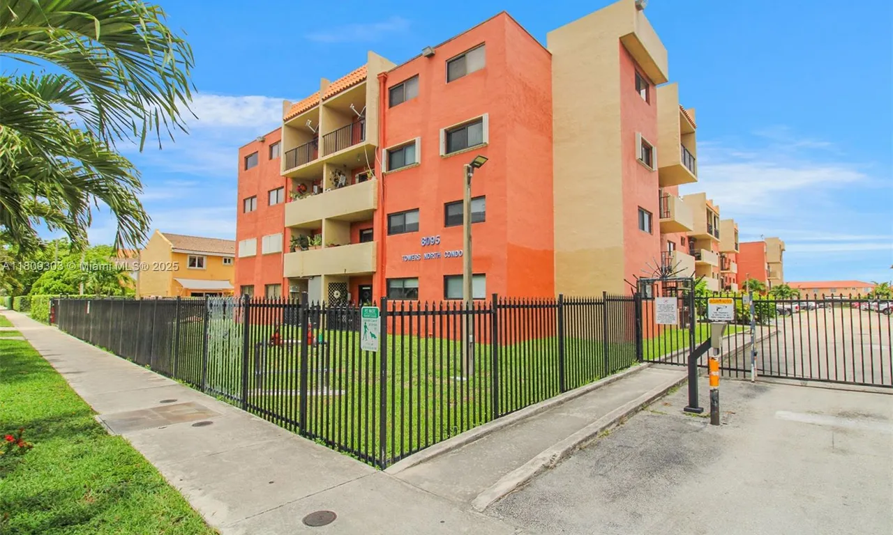 8095 NW 8th St # 209, Miami FL 33126
