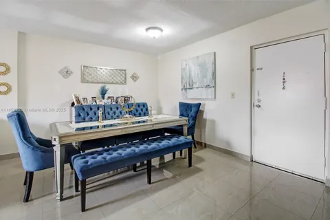 8095 NW 8th St # 209, Miami FL 33126