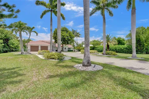 5963 NW 75th Way, Parkland FL 33067