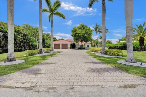 5963 NW 75th Way, Parkland FL 33067