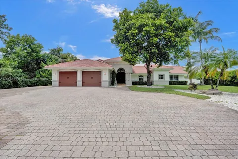 5963 NW 75th Way, Parkland FL 33067