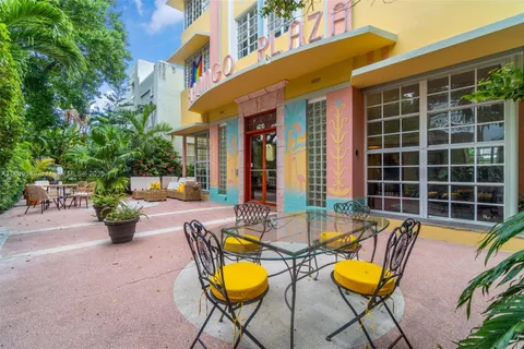 1051 Meridian Ave # A, Miami Beach FL 33139
