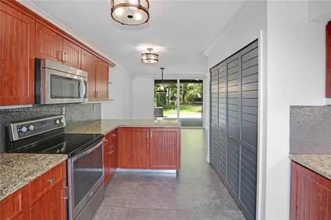 12340 SW 20th Ter # 12340, Miami FL 33175