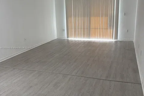 301 NW 177th St # 105, Miami Gardens FL 33169
