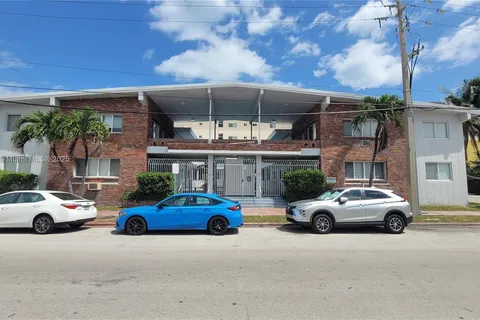 305 69th St # 106, Miami Beach FL 33141