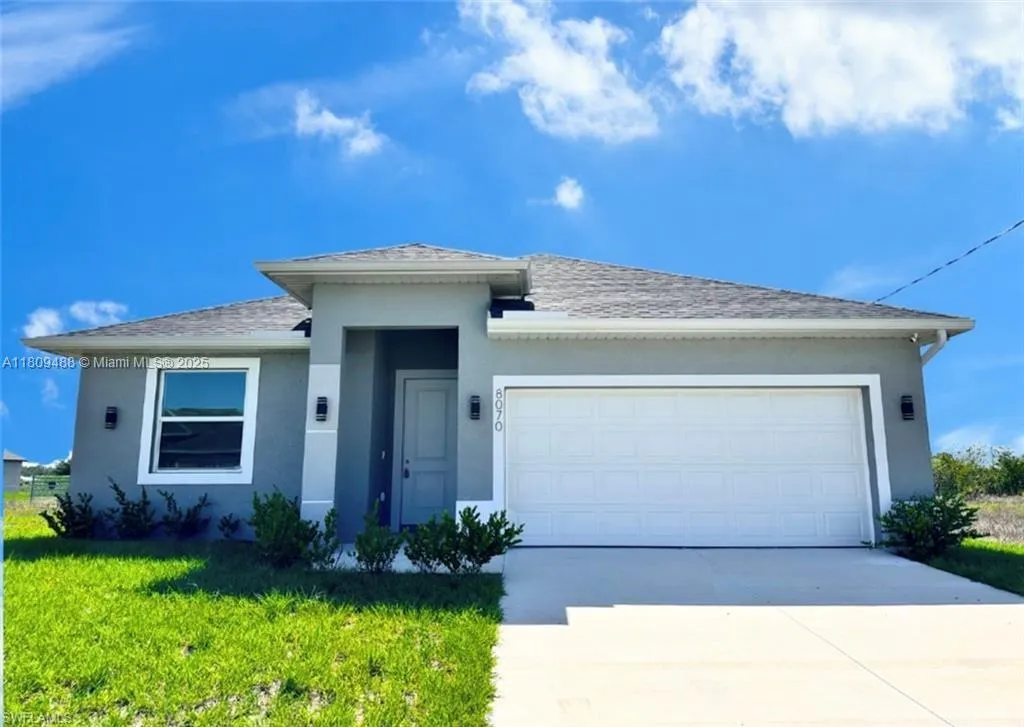 8070 MARSH CIR, La Belle FL 33935