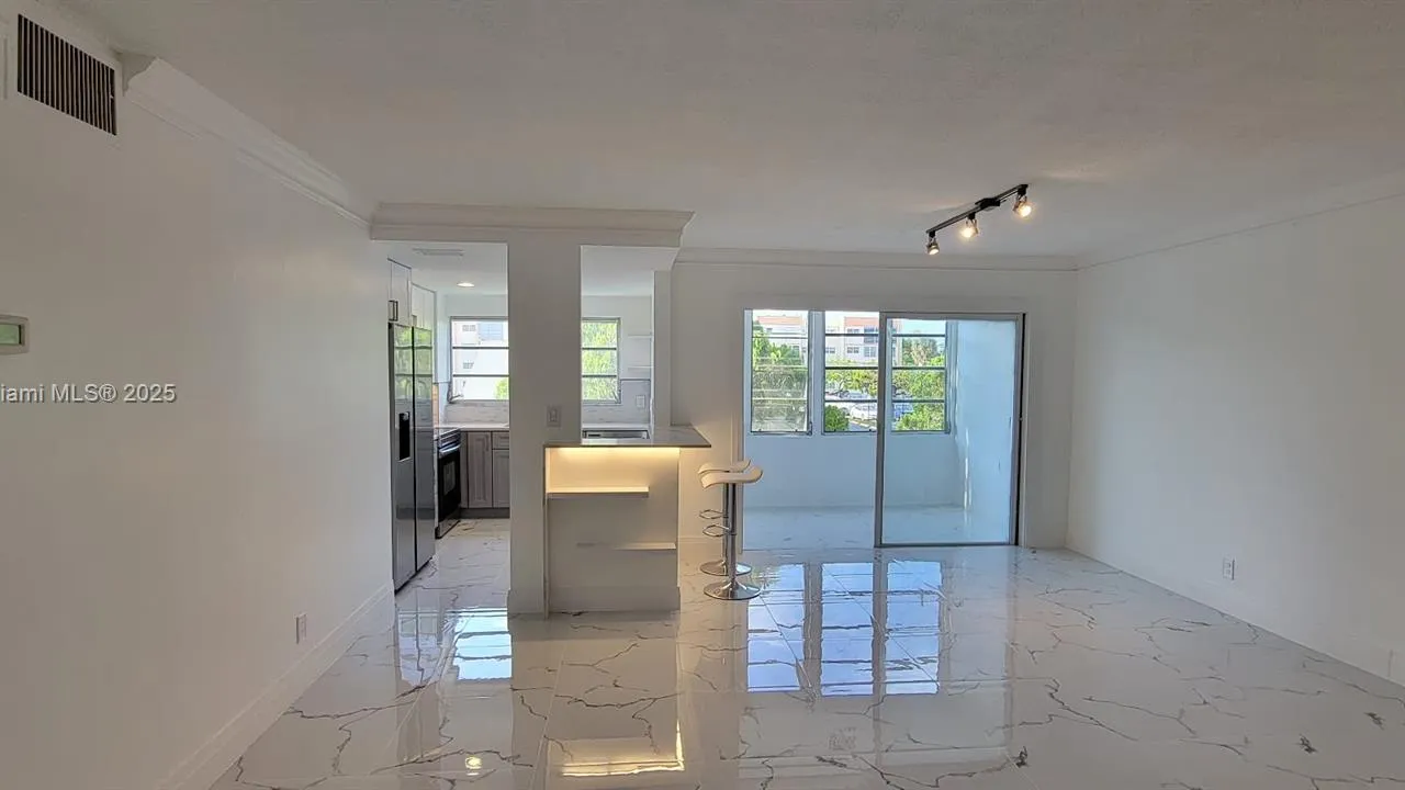 2301 NW 41st Ave # 209, Lauderhill FL 33313
