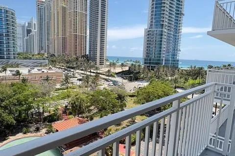 210 174th St # 818, Sunny Isles Beach FL 33160