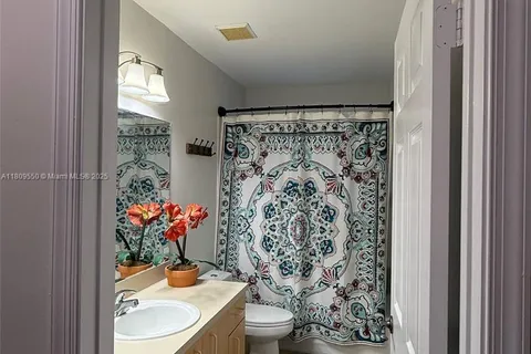 5552 NW 125th Ter, Coral Springs FL 33076