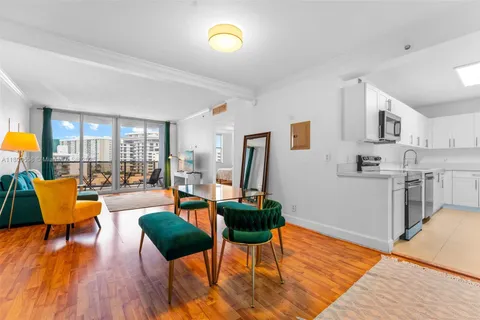 401 69th St # 708, Miami Beach FL 33141