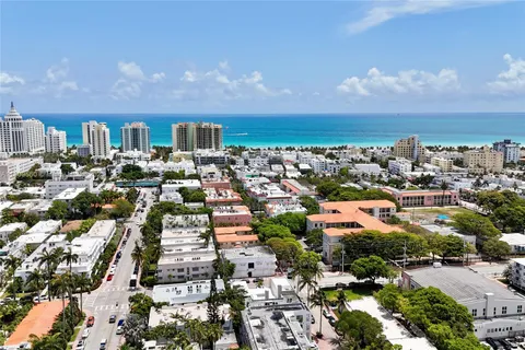 1440 Pennsylvania Ave # 4, Miami Beach FL 33139