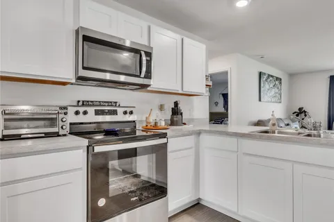 1410 NE 22nd AVE, Cape Coral FL 33909