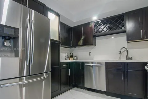 4156 Inverrary Dr # 204, Lauderhill FL 33319