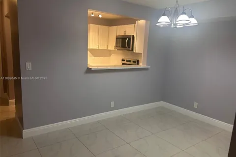 394 N Laurel Dr # 303, Margate FL 33063
