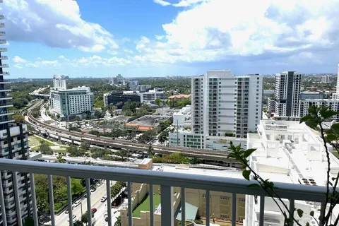 1250 S Miami Ave # 2111, Miami FL 33130