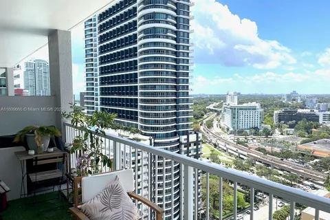 1250 S Miami Ave # 2111, Miami FL 33130