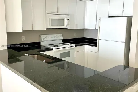 1250 S Miami Ave # 2111, Miami FL 33130