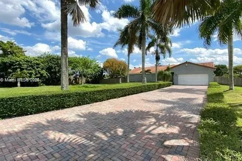 21080 SW 242nd St, Homestead FL 33031