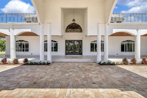 4610 SW 178th Ave, Southwest Ranches FL 33331