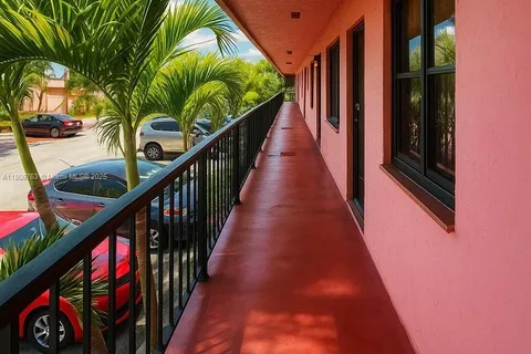 2170 W 60th St # 16214, Hialeah FL 33016