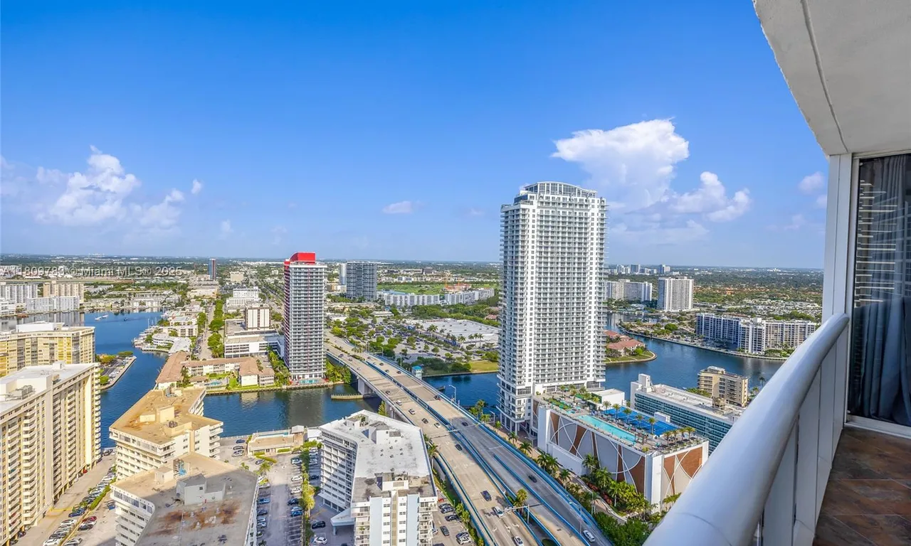 1800 S Ocean Dr # 3607, Hallandale Beach FL 33009